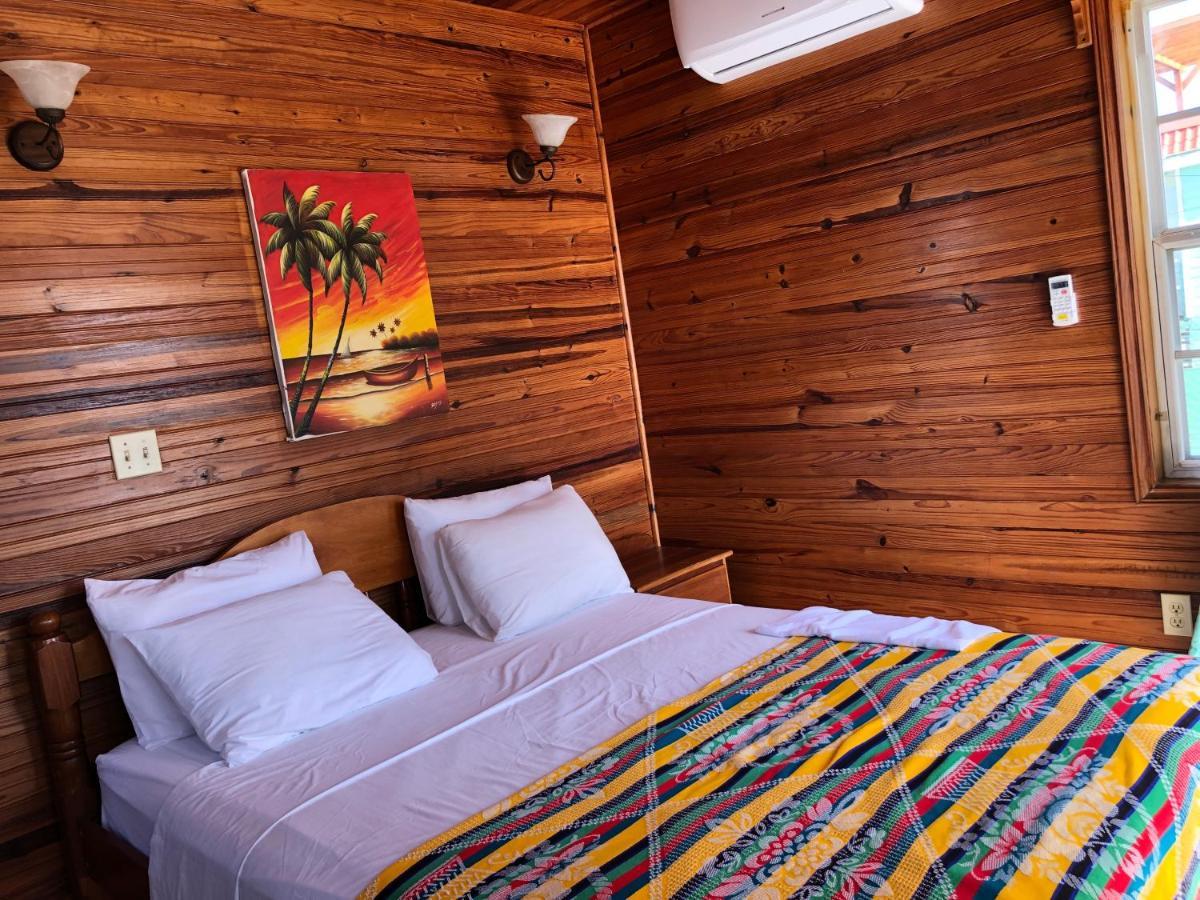 Blue Wave Guest House Caye Caulker Ngoại thất bức ảnh