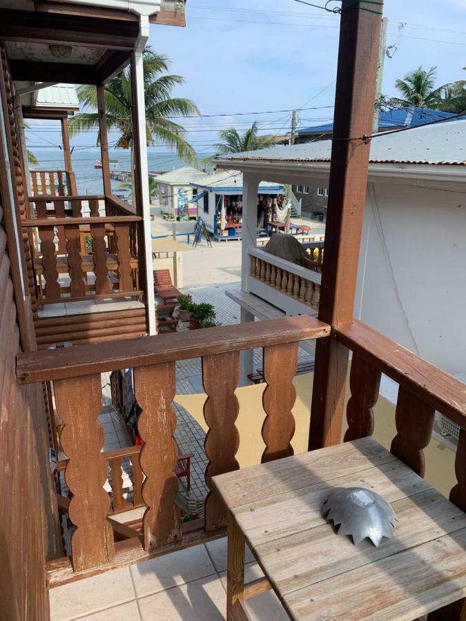 Blue Wave Guest House Caye Caulker Ngoại thất bức ảnh