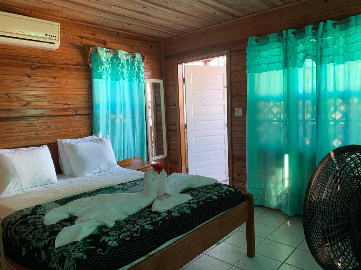 Blue Wave Guest House Caye Caulker Ngoại thất bức ảnh